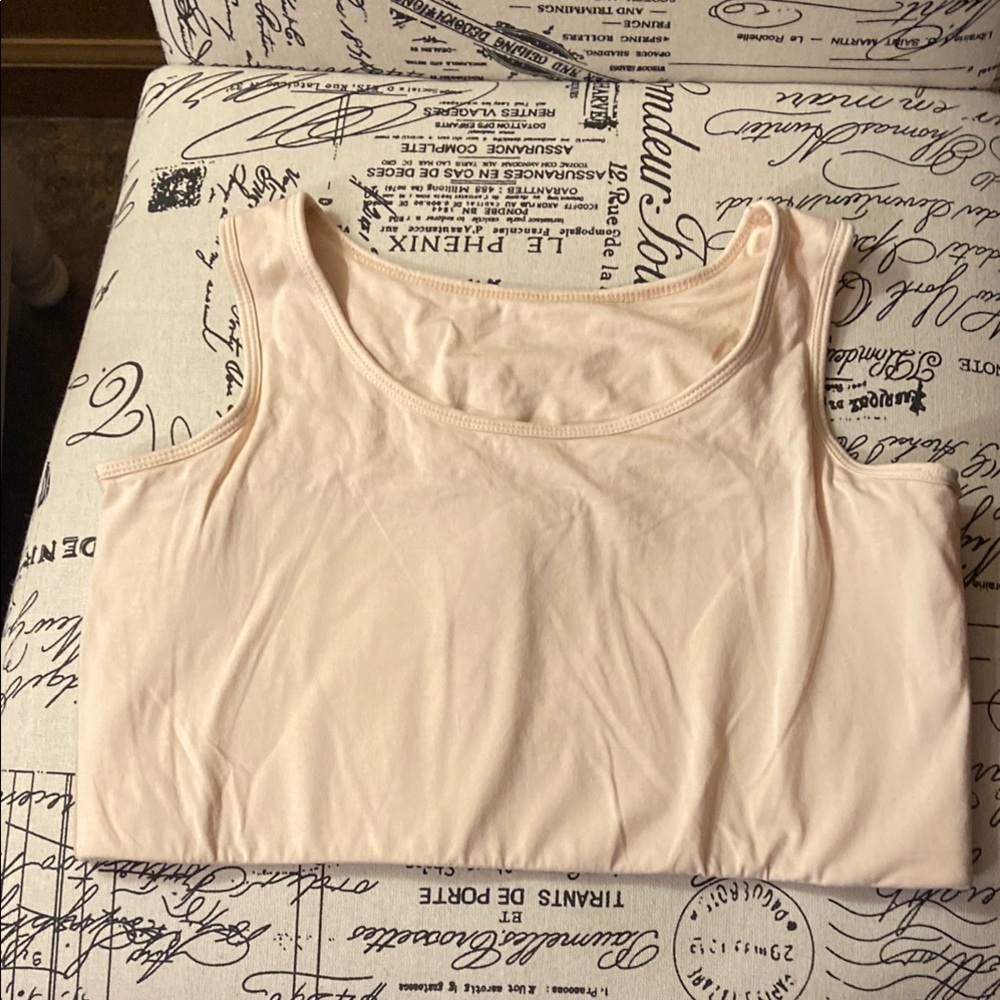 Elegant Cream Cropped Sleeveless Top